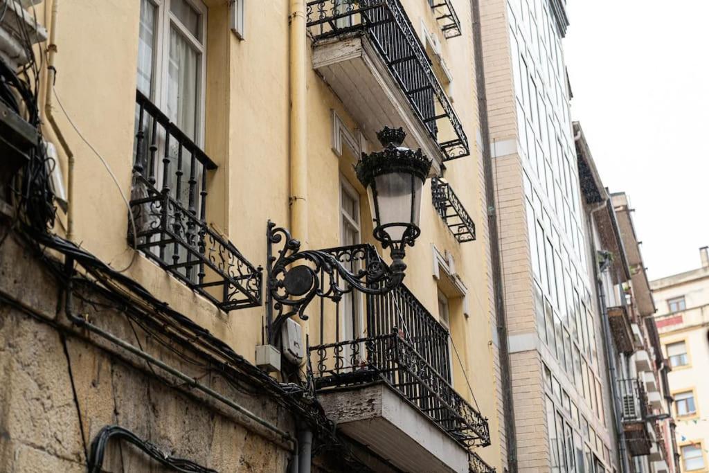 Casa Grande En Casco Historico Apartment Santander Bagian luar foto